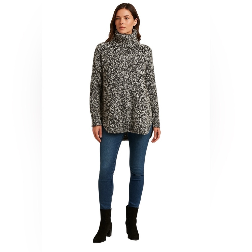 Treasure & Bond Black White Marled Chunky Knit Turtleneck Sweater Size Medium